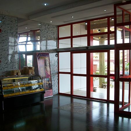 Hotel De Bently Abuja Exterior photo