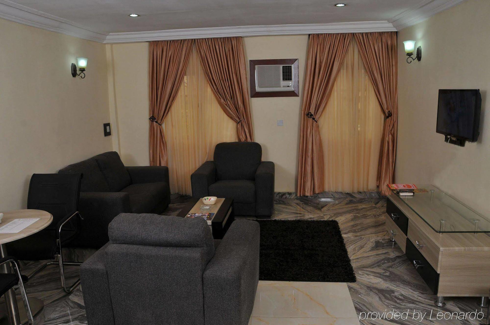 Hotel De Bently Abuja Exterior photo